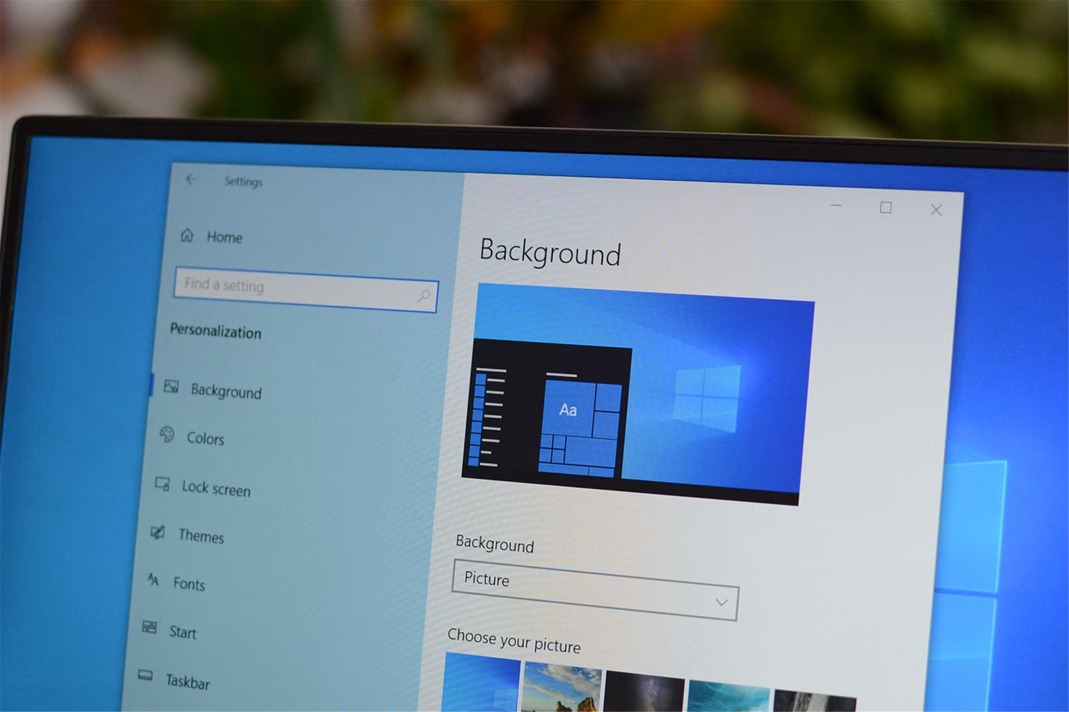 Come risolvere "Mostra Desktop" non funzionante o mancante nella barra delle applicazioni di Windows 10?