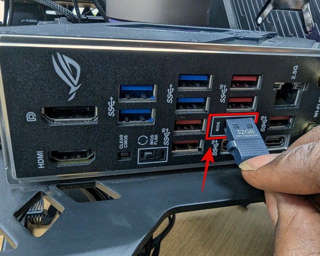 porta USB nella scheda madre z790